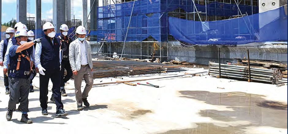 황각규 부회장, 충북 진천 택배 메가 허브 건립 현장 방문